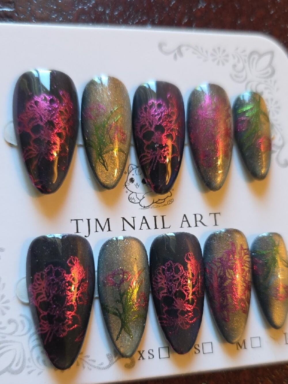 Metallic Black and Multicolor Floral Press-On Set Size Large - Picture 2 of 7